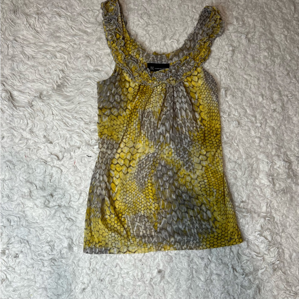 I.N.C. Fairy top